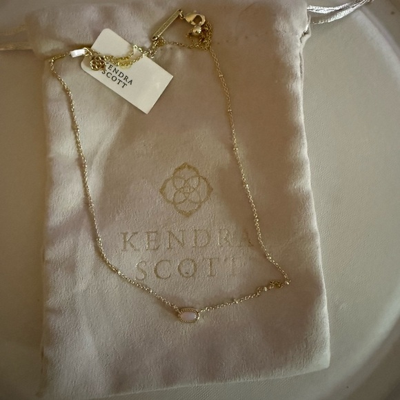 Kendra Scott Mini Elisa Necklace NWT - Picture 2 of 3